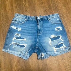 Kancan women’s Jean shorts. 11/29